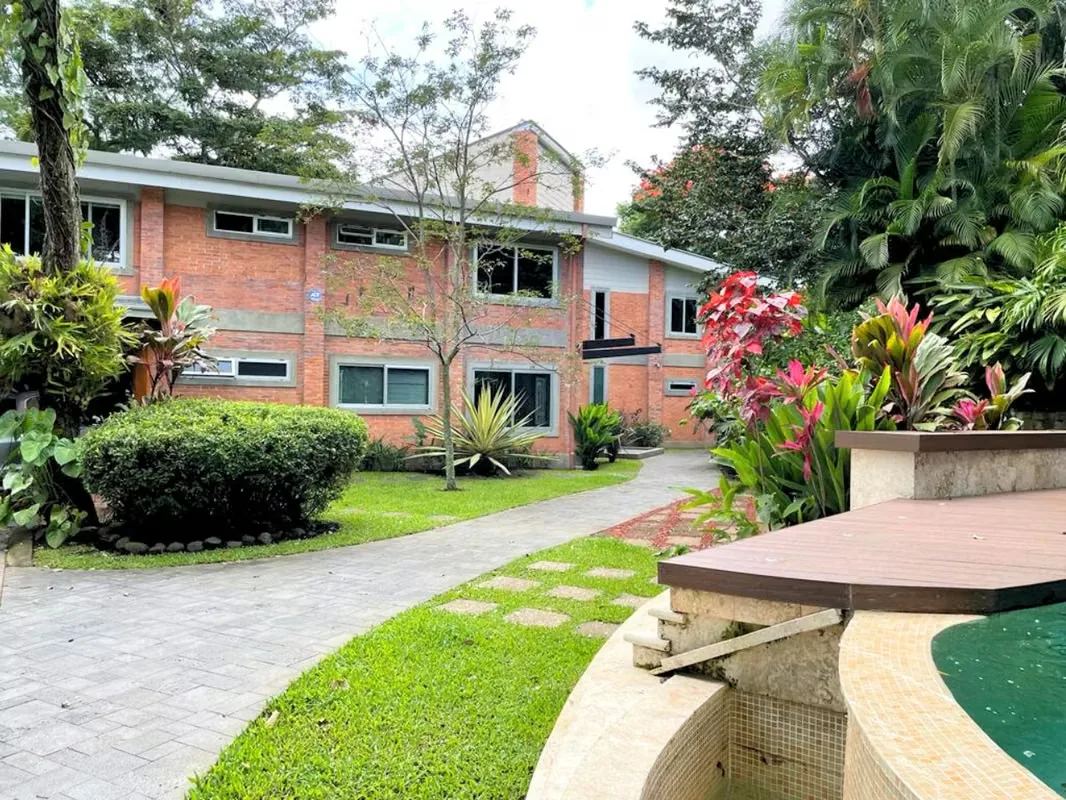Discover a residence designed for those seeking spaciousness, privacy, and exclusivity. Located within a condominium complex with 24/7 security, this spectacular property offers nearly ...