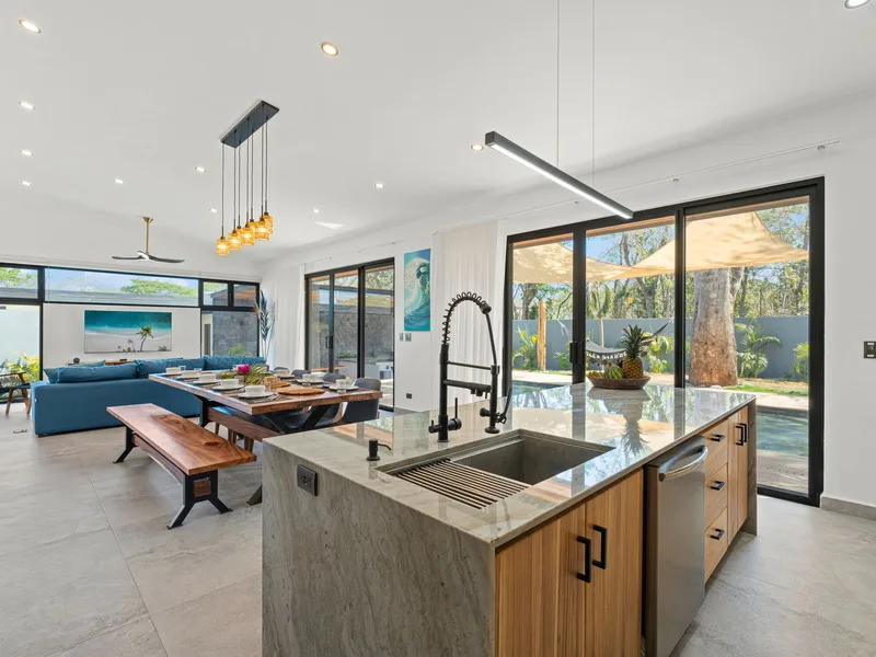 4 Bed Single Family Homes For Sale in Playa Grande, photo 12