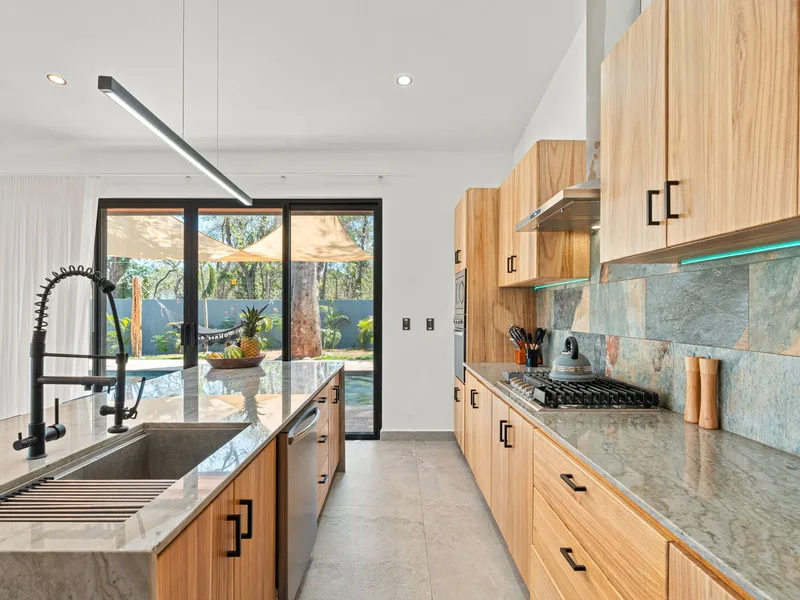 4 Bed Single Family Homes For Sale in Playa Grande, photo 14