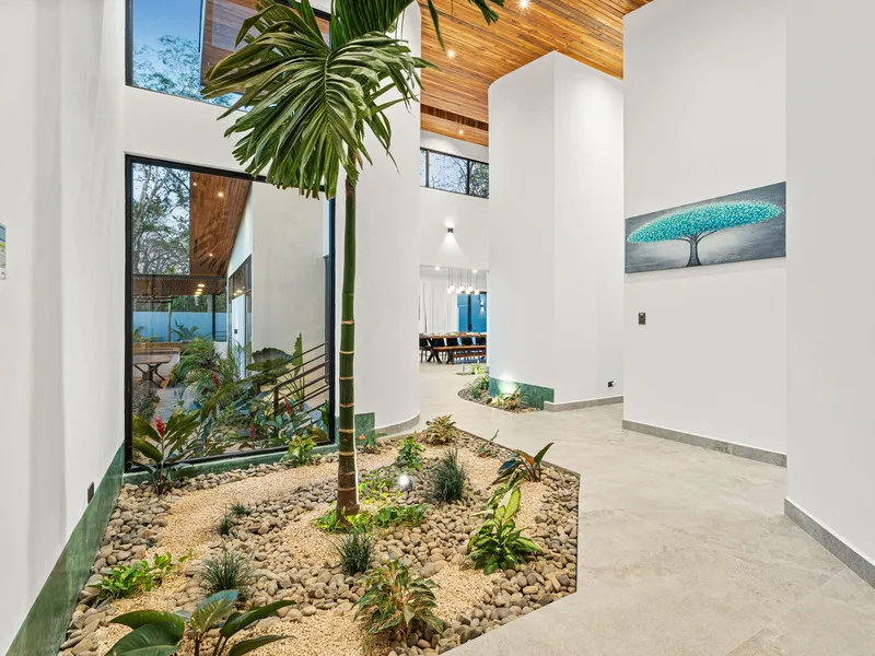 4 Bed Single Family Homes For Sale in Playa Grande, photo 15