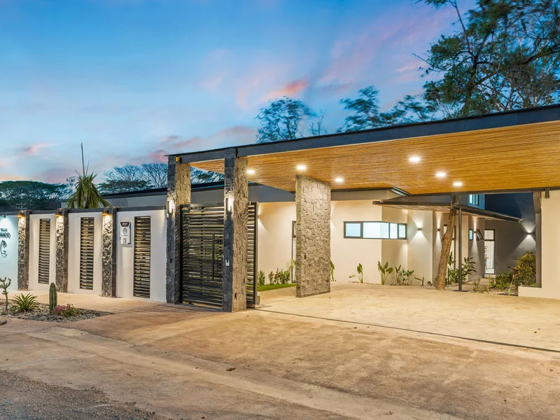 4 Bed Single Family Homes For Sale in Playa Grande, photo 7