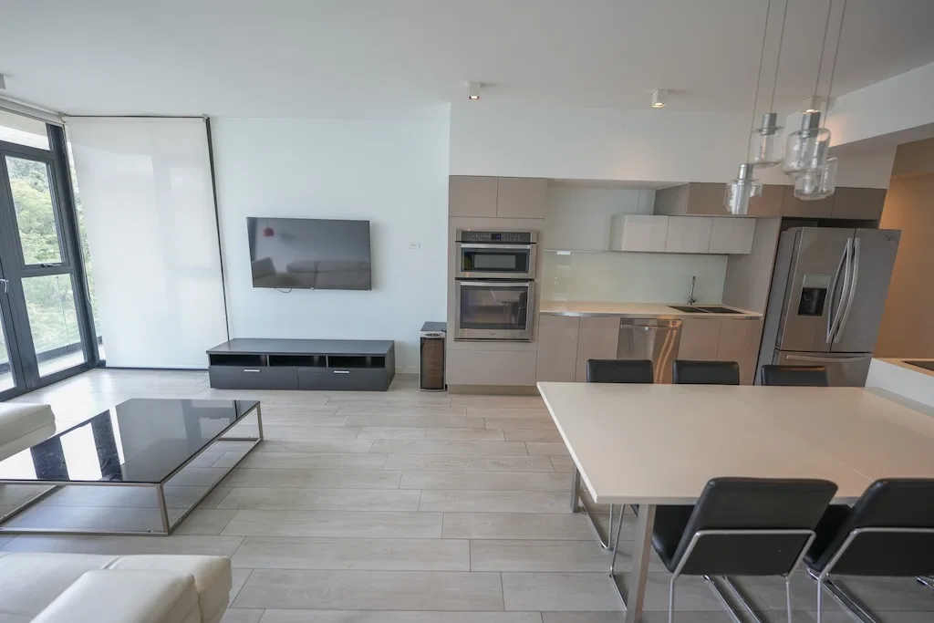 Apartamento Amueblado de 2 Habitaciones en Rohrmoser