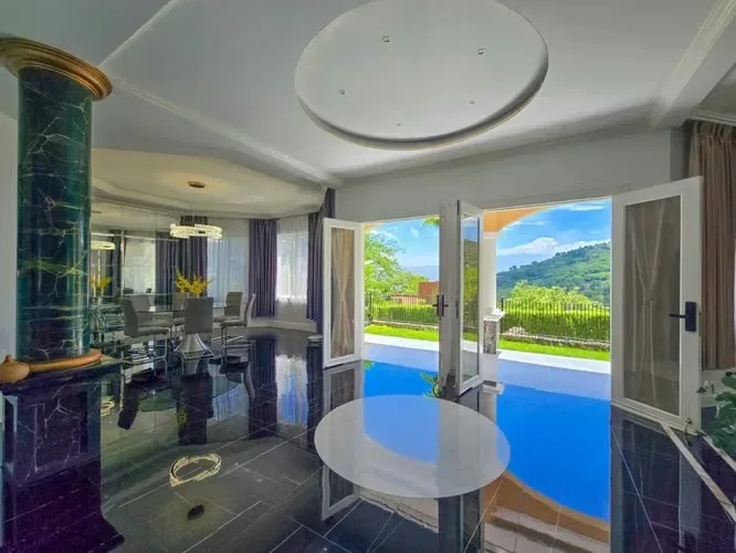 Descubre esta impresionante residencia de lujo ubicada en una de las zonas más exclusivas de Piedades de Santa Ana, dentro de un residencial privado con seguridad 24/7. Diseñada para ..., photo 4