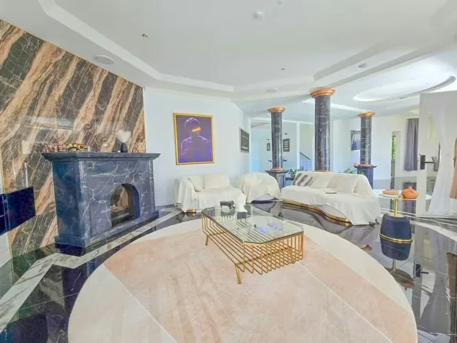 Descubre esta impresionante residencia de lujo ubicada en una de las zonas más exclusivas de Piedades de Santa Ana, dentro de un residencial privado con seguridad 24/7. Diseñada para ..., photo 9
