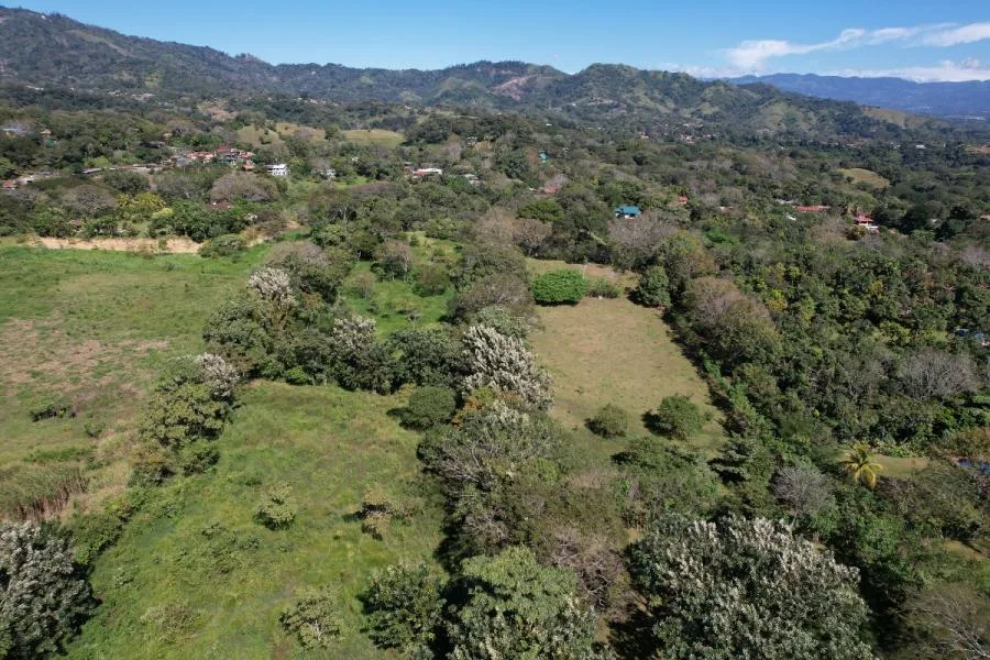 Propiedad en venta en Barrio Mercedes y Atenas - Venta en Atenas