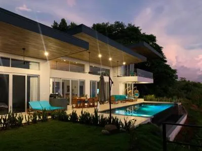 Casa moderna de nueva construcción en venta en Costa Verde Estates con increíble vista al mar, photo 4