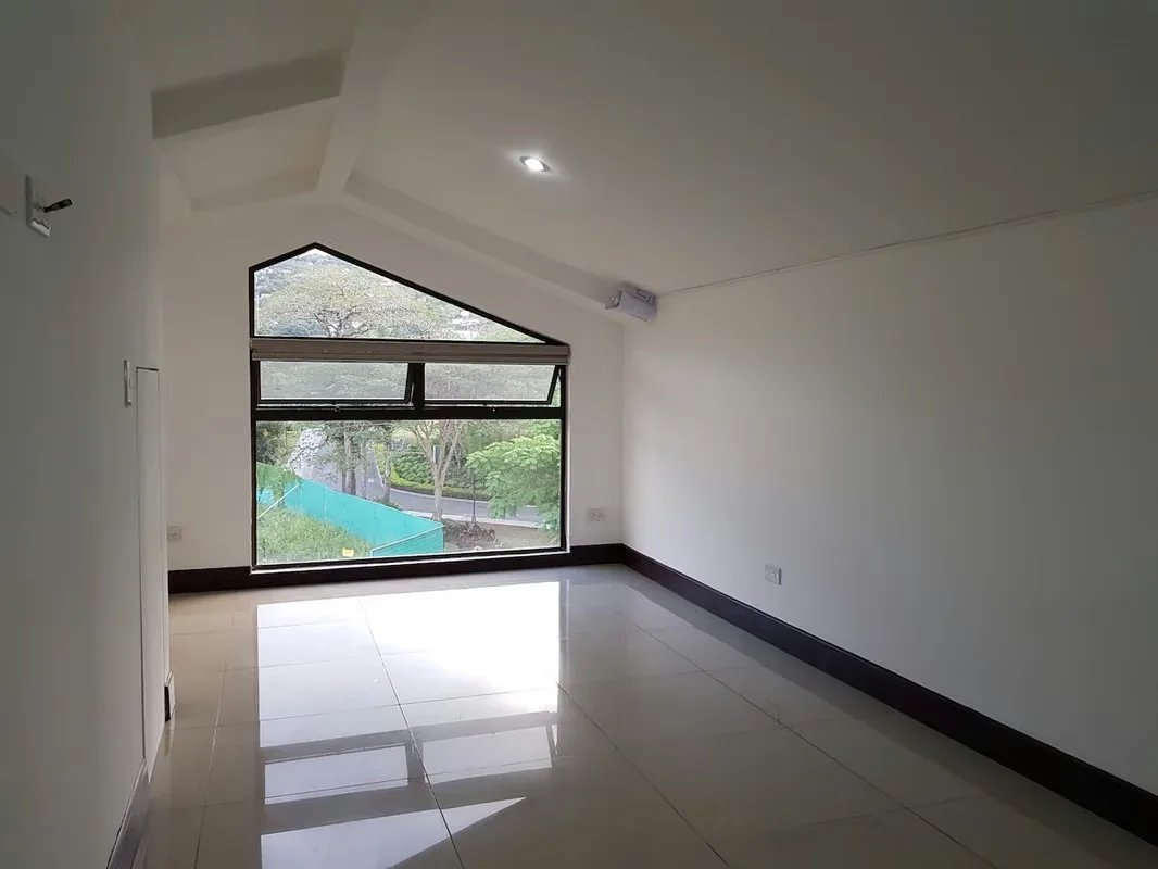HOUSE FOR SALE IN PARQUES DEL SOL WITH APPLIANCES FOR INVESTMENT, photo 12
