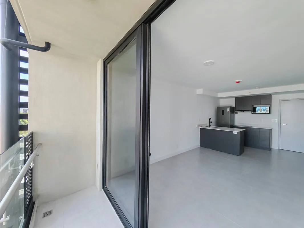 Disfrute de un apartamento completamente nuevo en una torre moderna, con seguridad y excelente ubicación en Sabana Norte, cerca de todo., photo 3