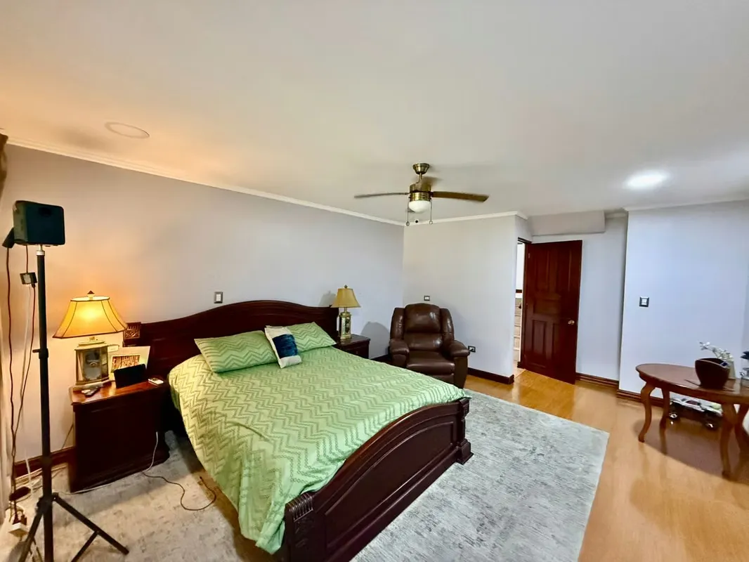 ESCAZU GUACHIPELIN LARGE HOUSE WITH POOL IN RESIDENTIAL, photo 12