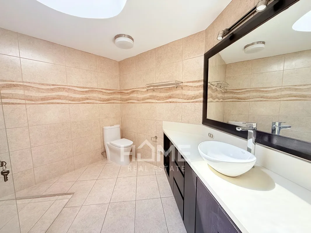 Vive con comodidad, amplitud y seguridad en una casa ideal para familias, ubicada dentro de un exclusivo condominio en San ..., photo 2