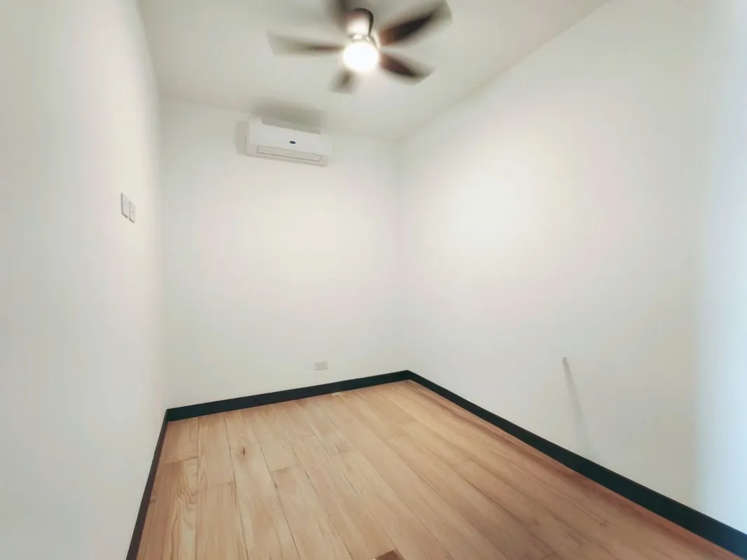 Descubre tu nuevo hogar en una de las zonas más cotizadas de Santa Ana. Este moderno apartamento ..., photo 6