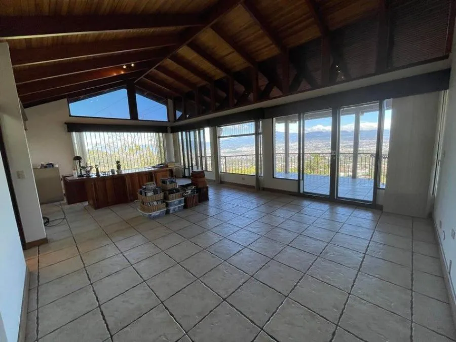 CASA EN VENTA EN ESCAZU, cod: CTL 22-1461 - Venta en Escazú, photo 2