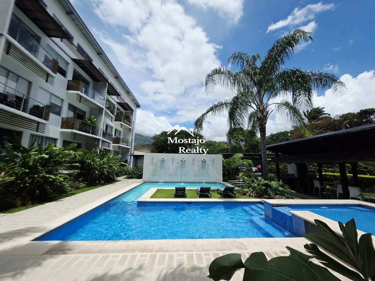 Alquiler de apartamento, Condominio Nova Loft, Santa Ana centro