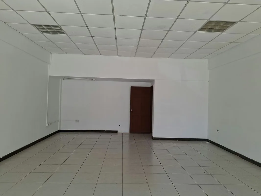 Local 66 m2 en Centro Comercial en San Pedro, photo 14