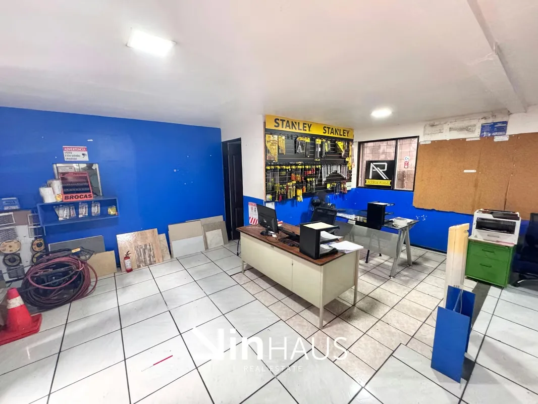 property with winery and offices in San Pablo de Barva de Heredia. The lot measures 1,735 m ², with a construction of approximately 700 m ² that includes a large cellar with mezanine, ..., photo 9