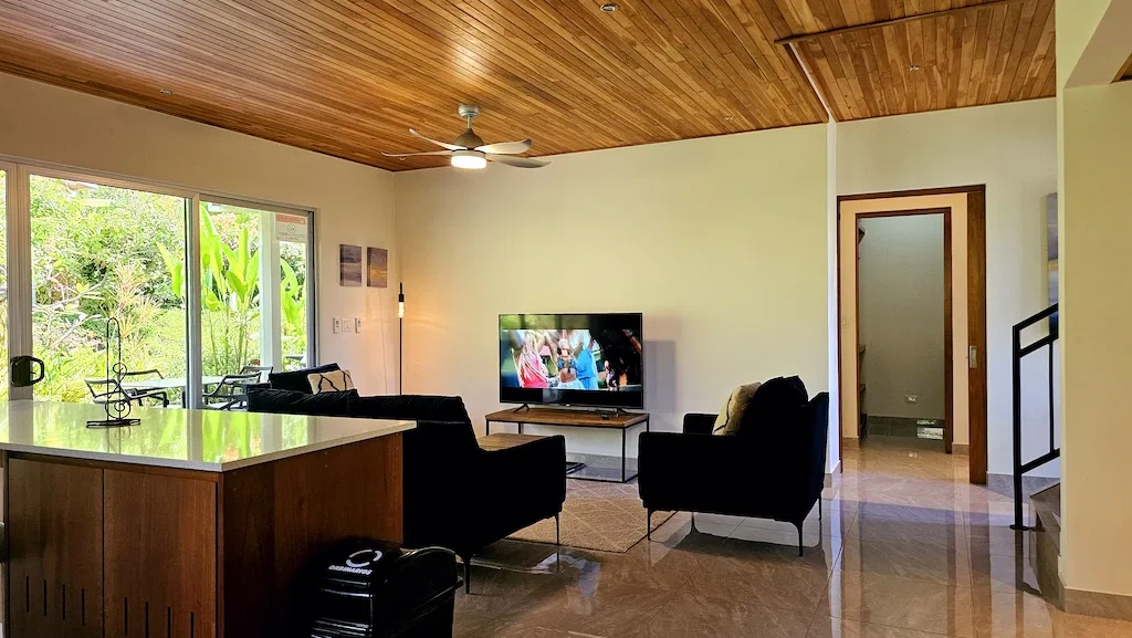 THREE BEDROOM HOME WITH POOL AND EASY ACCESS IN OJOCHAL, photo 11