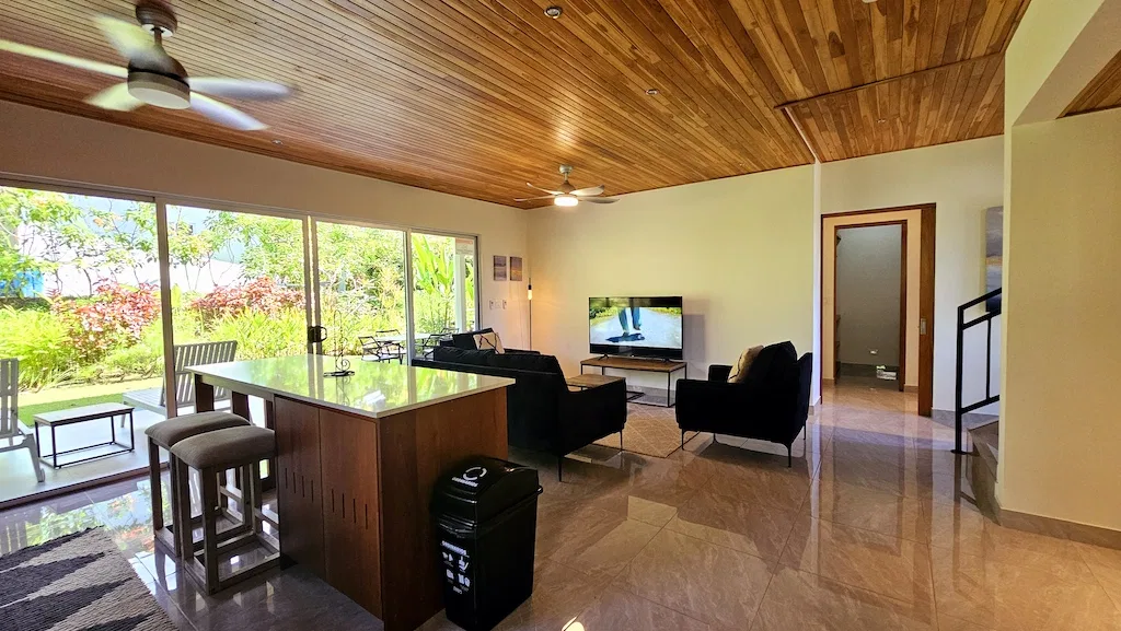 THREE BEDROOM HOME WITH POOL AND EASY ACCESS IN OJOCHAL, photo 13