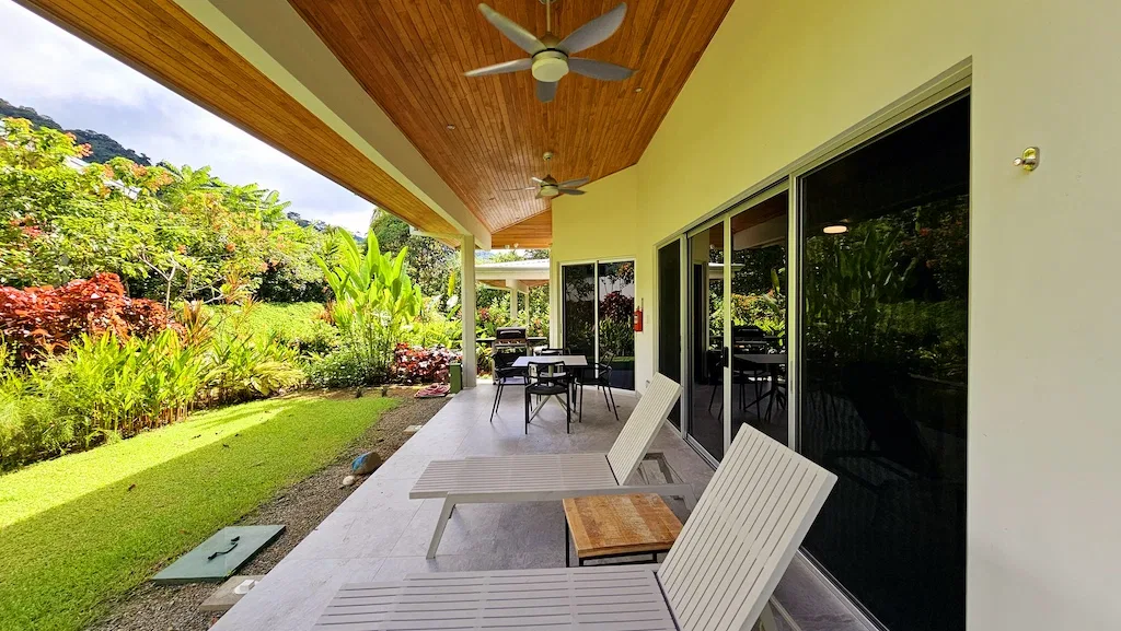 THREE BEDROOM HOME WITH POOL AND EASY ACCESS IN OJOCHAL, photo 4