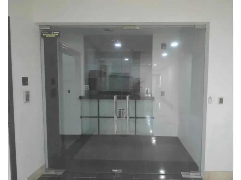 ALQUILER DE OFICINA, SAN JOSÉ, SANTA ANA, PARQUE EMPRESARIAL FORUM 1