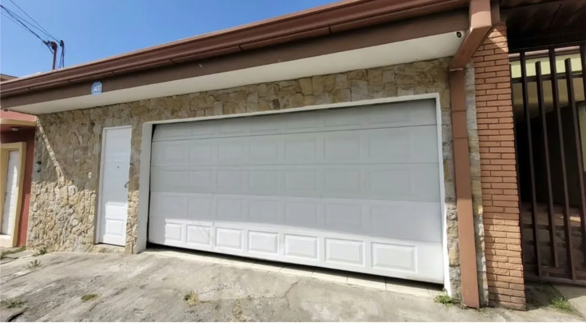 Safe house. All in cement. Electric front