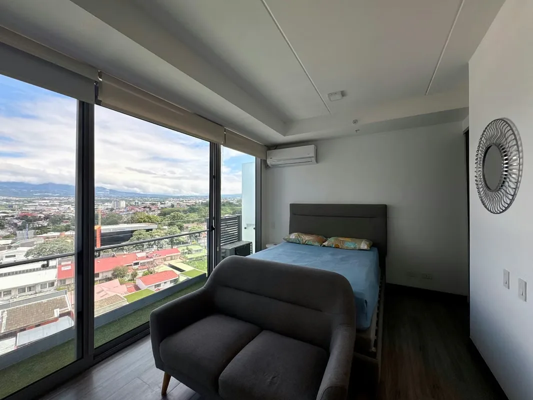 Estudio Amoblado en Alquiler en Rohrmoser | Frente al Parque del Café | Piso 11