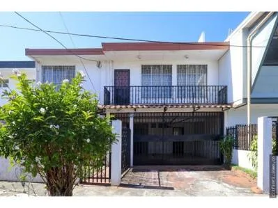 Venta de casa en Sabana Sur