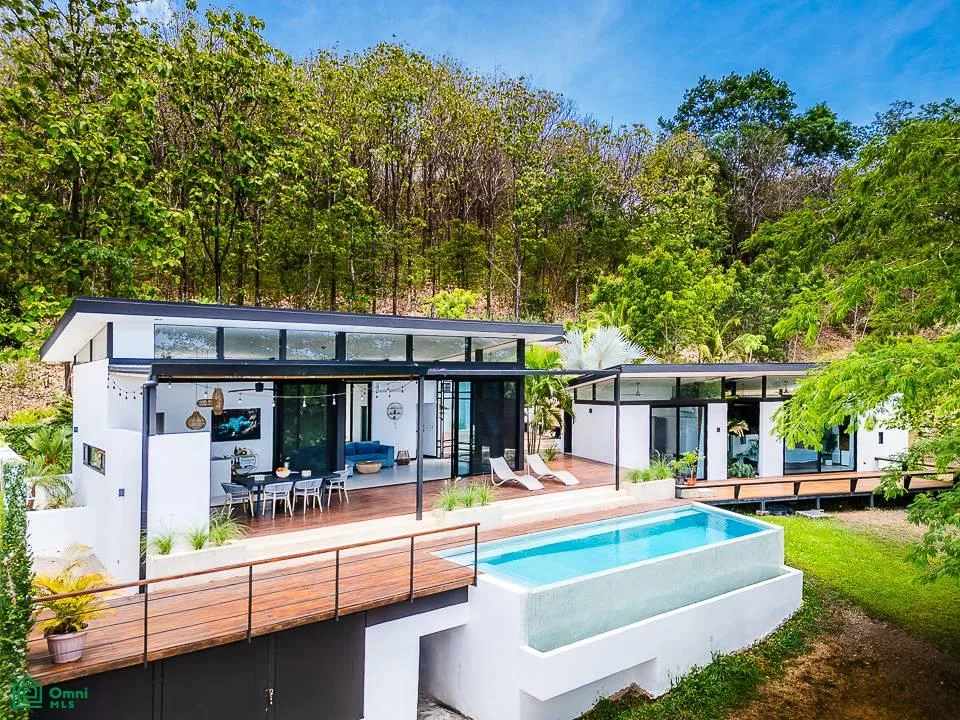 Casa Kalachuchi | Gorgeous Jungle Oasis with Sunset Views in Gated Community