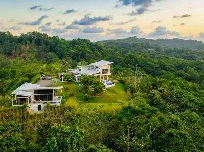 Casa de huéspedes y piscina infinita con vistas al océano. Lujosa propiedad., photo 2