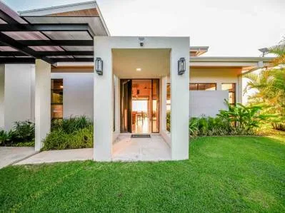 Casa de huéspedes y piscina infinita con vistas al océano. Lujosa propiedad., photo 6