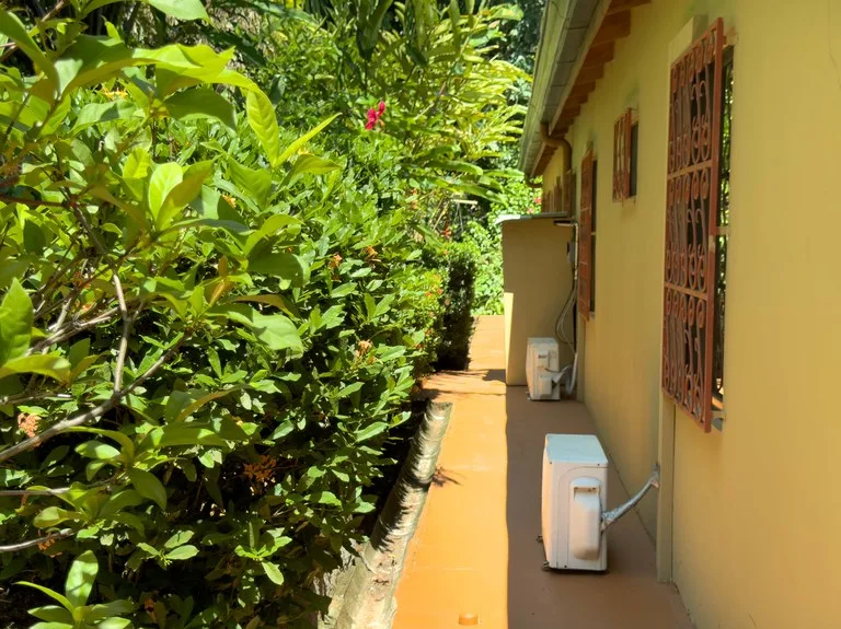 Commerical Property with 4 Ocean View Rental Units in Ojochal, photo 13