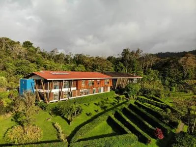 Celeste Mountain Lodge
