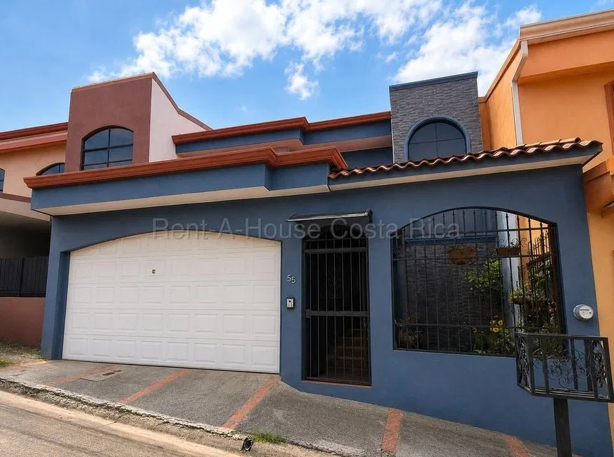 Venta de Casa en San Pablo de Heredia. RAH 27-447 - Venta en San Pablo
