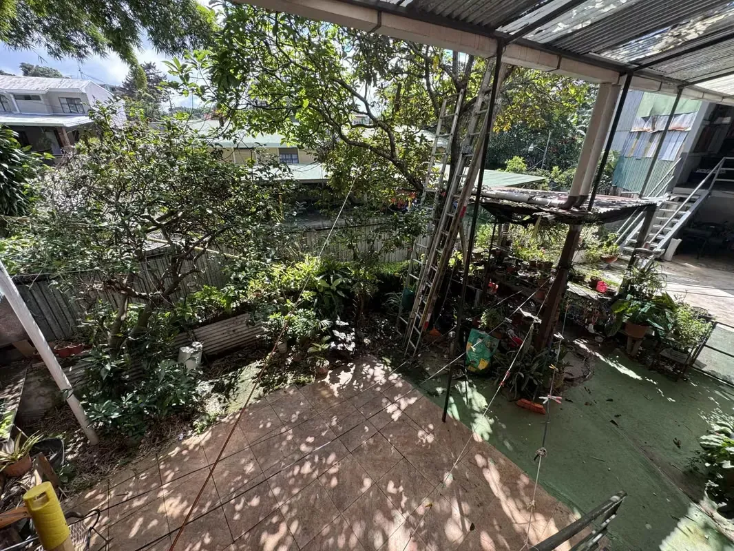 Sale of two houses in Sabanilla, in front of the UCR sports facilities. It is an excellent opportunity to develop apartments, restaurants and investment. It is in a mixed use area and ..., photo 6