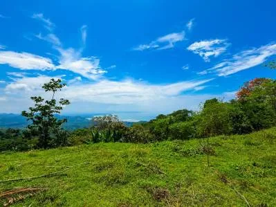 Lot 17, Ocean View Parcel in Ojochal, 5 Ventanas – 1,965 m² (0.48 acres) Build-Ready Property, photo 4