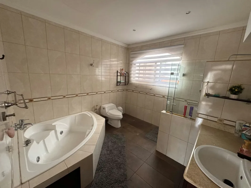 Se Alquila Casa en Condominio, Sánchez, Pinares, Curridabat., photo 2