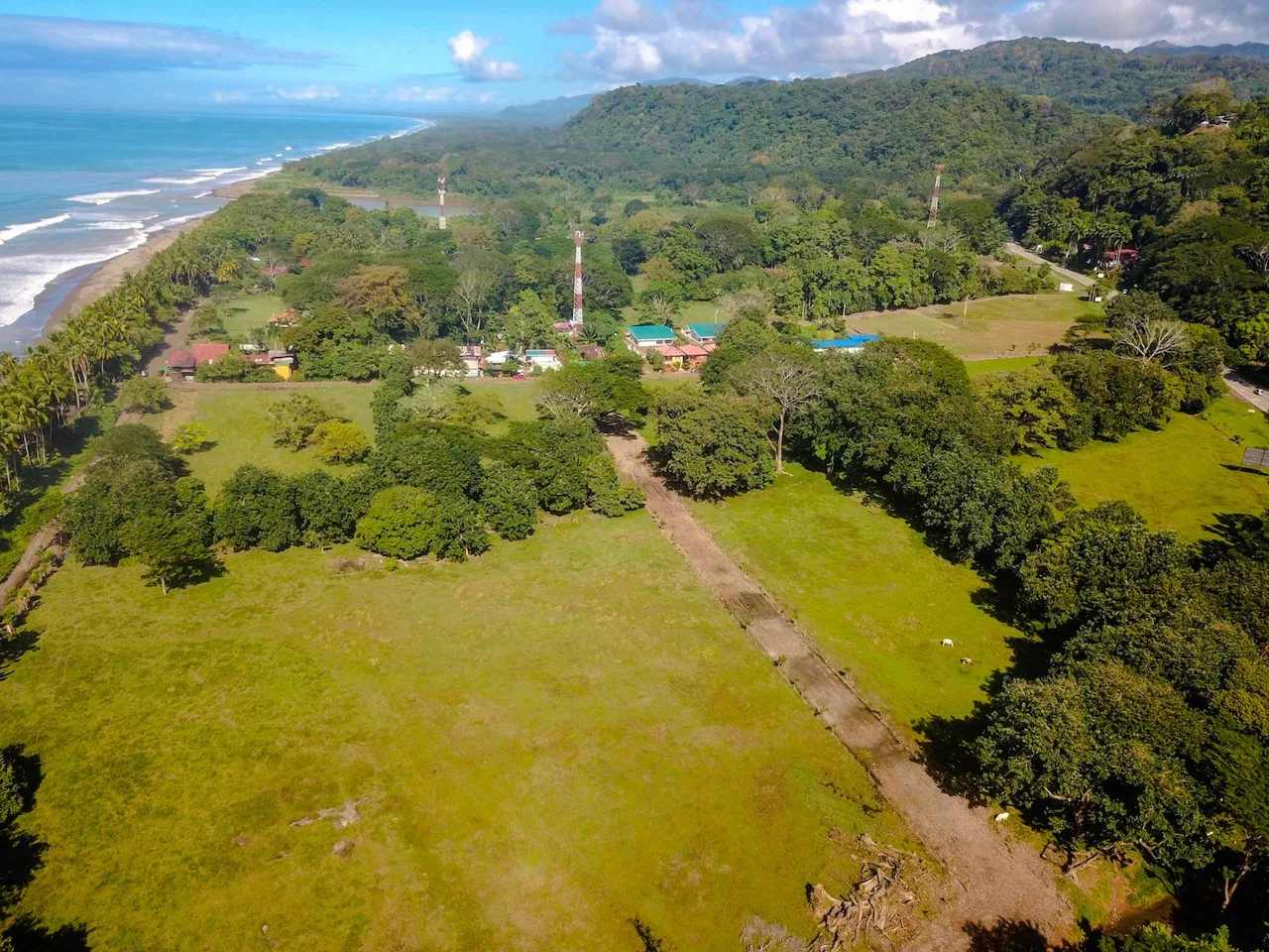 BUILDING PROPERTY IN A STEPS OF DOMINICAL BEACH, IN DOMINICAL – 3.8 ACRES, photo 7