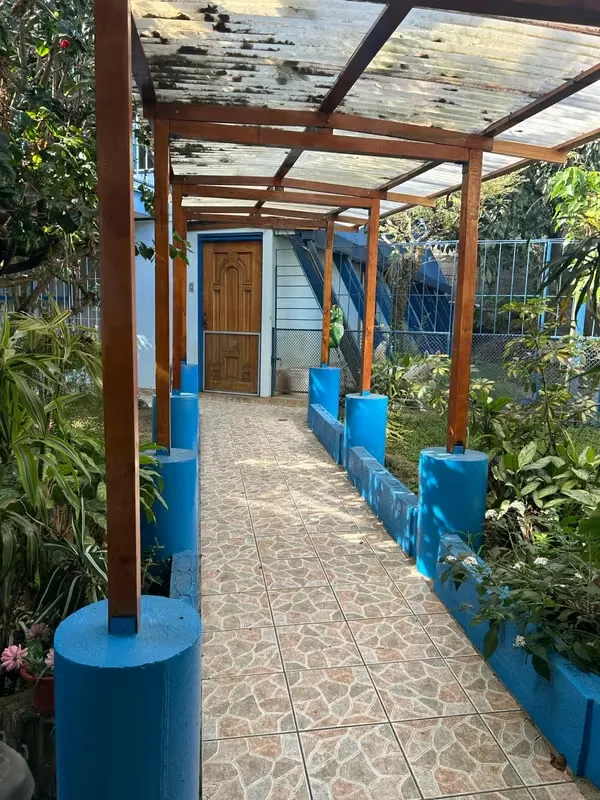 Lote comercial, para invertir de 1015 metros, frente a calle principal de San Pedro. Uso de suelo Mixto. Se puede vender o bien alquilar. Cuenta con local comercial, oficinas, bodegas y ..., photo 3