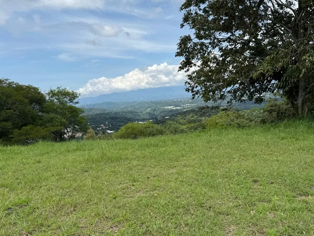 FOR SALE- LOT WITH PANORAMIC VIEWS – CIUDAD COLON, photo 4