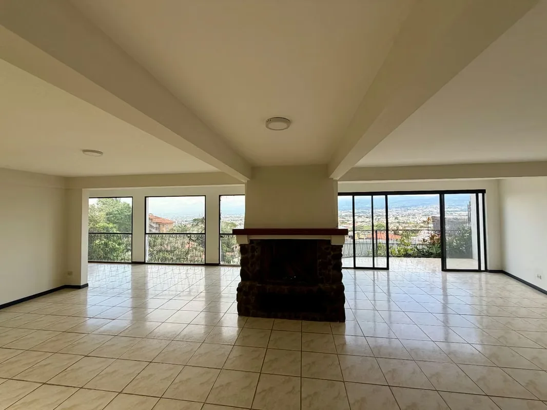 Esta hermosa propiedad, de estilo único, se encuentra en un residencial muy tranquilo y seguro, en Bello Horizonte de Escazú, de fácil acceso, cerca de comercio en general., photo 14