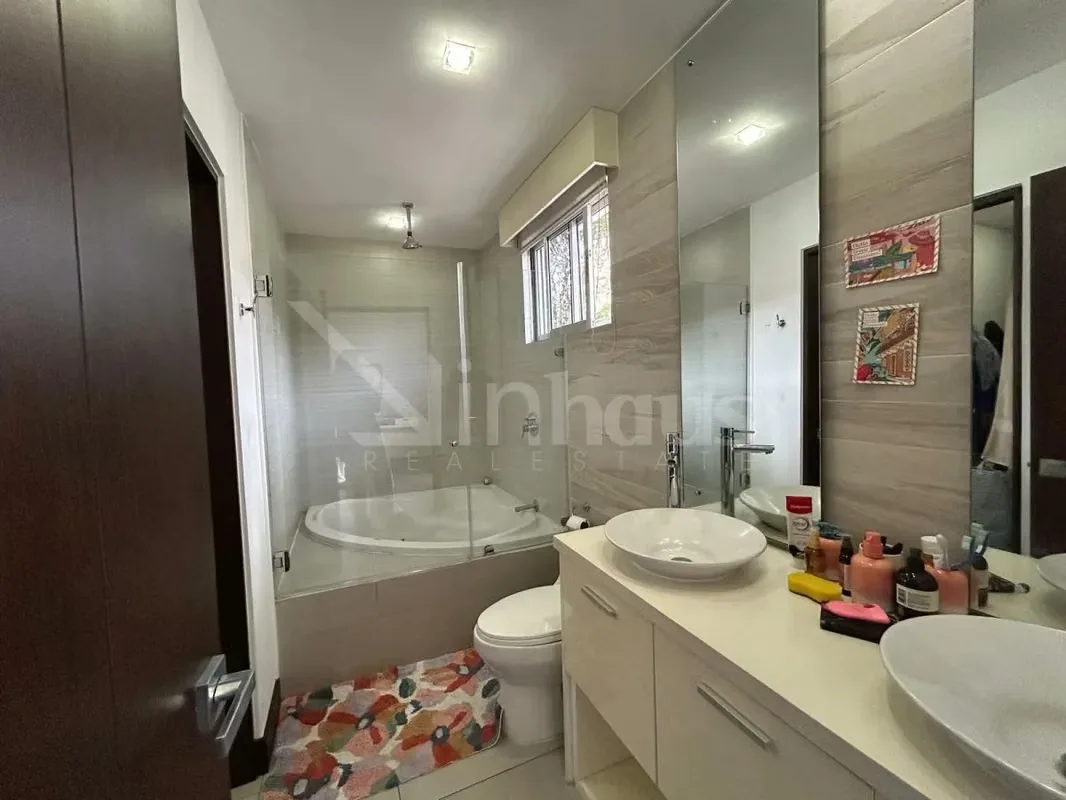 Disponible para alquiler esta elegante townhouse ubicada en Jaboncillo, ofrece 268 m2 de construcción distribuidos en tres niveles, dentro de uno de los condominios más exclusivos y ..., photo 11
