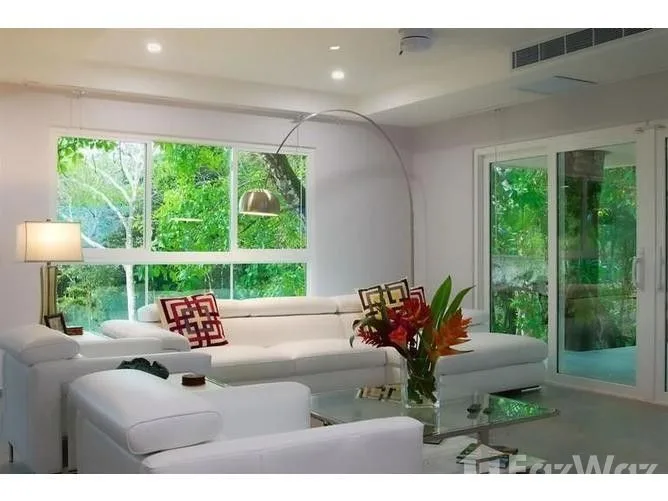 2 Bedroom Apartment for Sale at # 4F at GATED OCEANFRONT COMMUNITY: 2 Bedroom Beachside Condo for Sale for $534,000