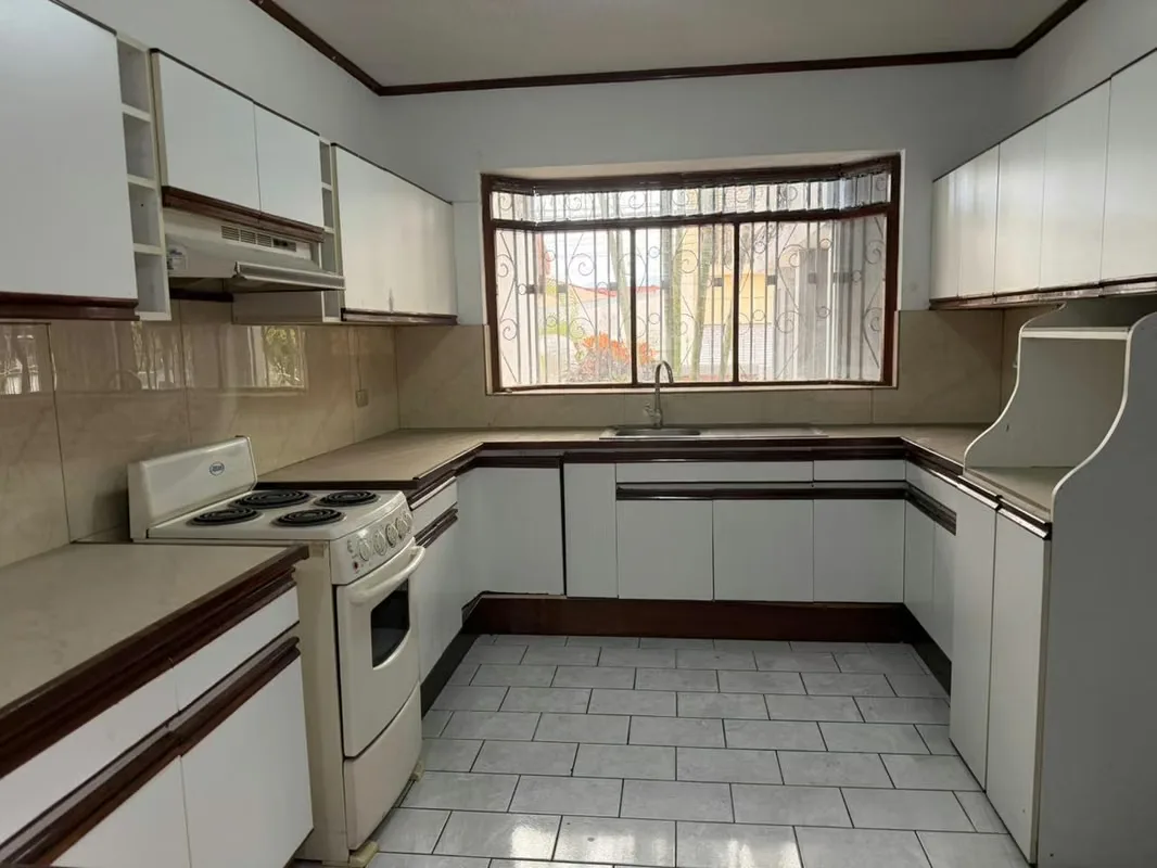 Perfecta para vivienda, oficinas o inversión comercial