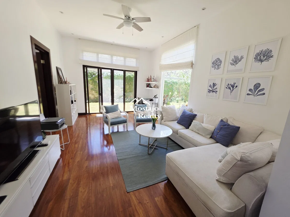 Casa de lujo con amplio jardín en venta en Hacienda del Sol, Santa Ana, photo 11