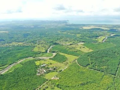 Propiedad de 286 acres con vista al mar en venta cerca de Quepos