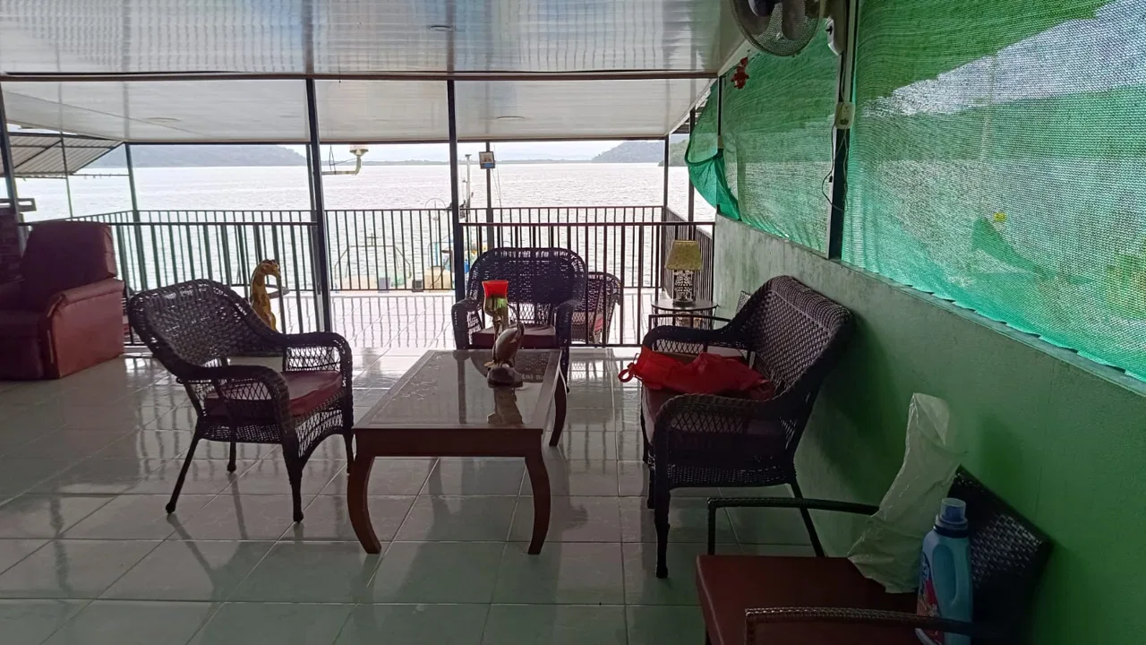 Modern Oceanfront Paradise in Golfito: Exclusive Residence with a Private Dock on the Golfo Dulce - REMAX Jungle Properties | Pavones Golfito Real Estate