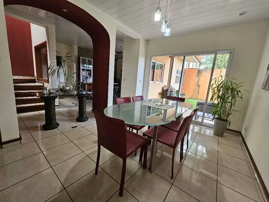 VENDO CASA EN RESIDENCIAL CON SEGURIDAD EN SABANILLA, photo 3