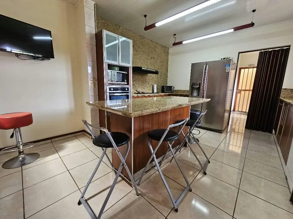 VENDO CASA EN RESIDENCIAL CON SEGURIDAD EN SABANILLA, photo 6
