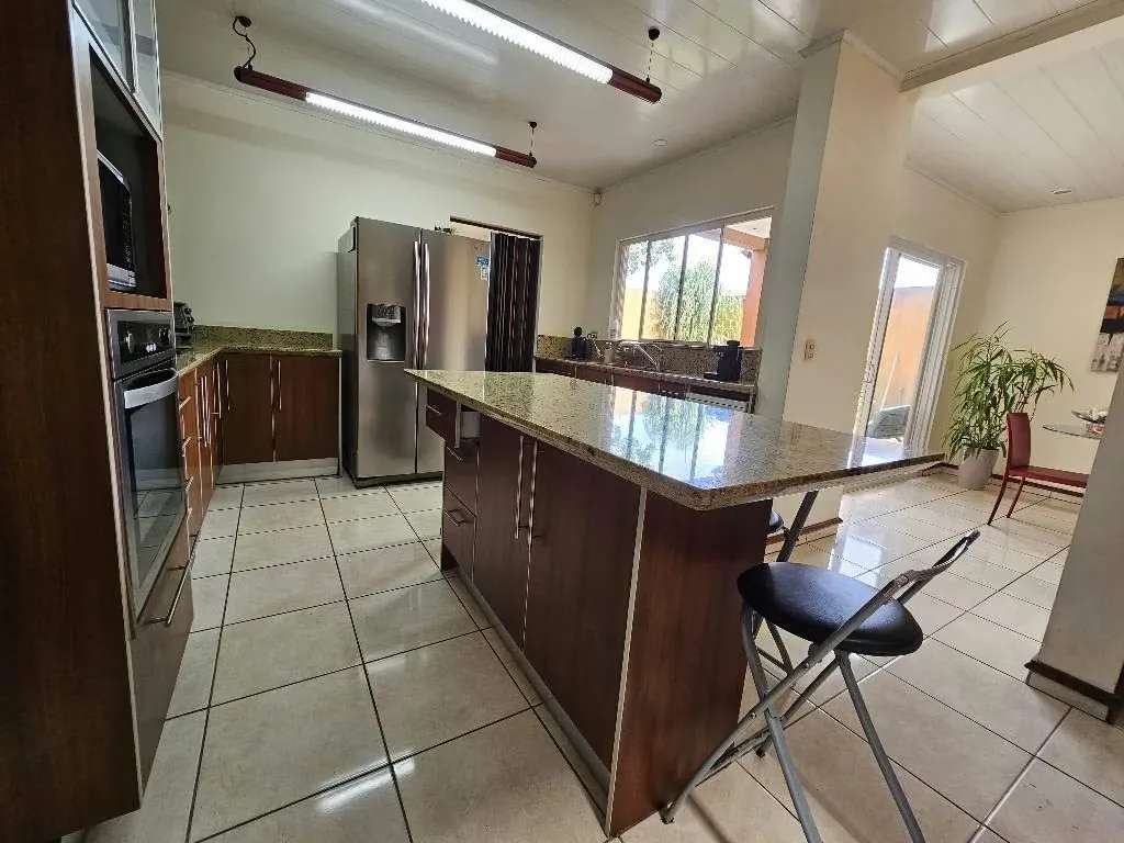 VENDO CASA EN RESIDENCIAL CON SEGURIDAD EN SABANILLA, photo 8