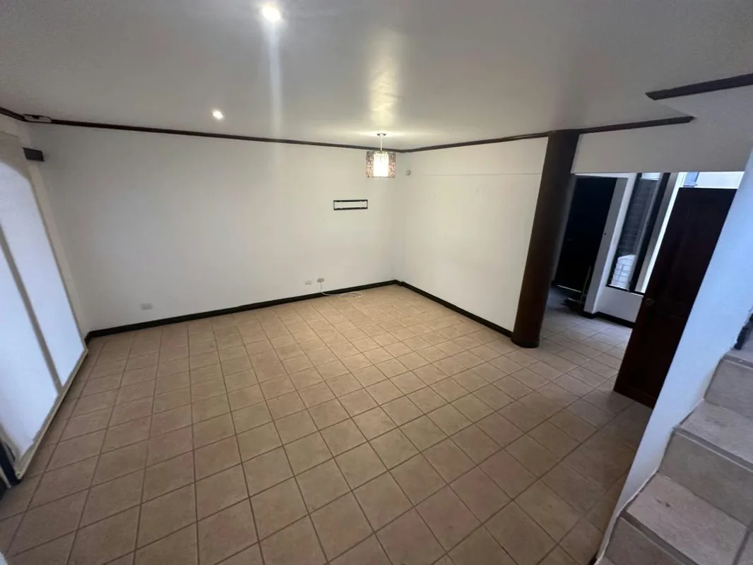 An excellent opportunity to live in one of the most desirable areas of Santa Ana!, photo 4