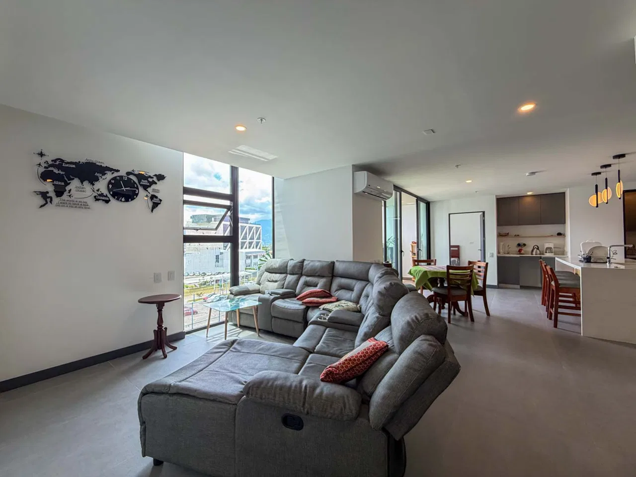 Descubra una forma extraordinaria de vivir en este exclusivo apartamento amueblado, ubicado en el sexto piso del Condominio DENT7, en San Pedro de Montes de Oca, a pocos ..., photo 2